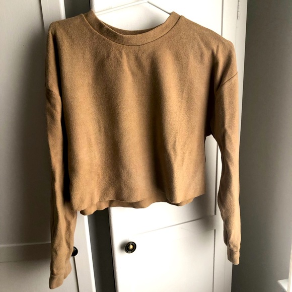 Light brown soft crop top sweater - Picture 1 of 3